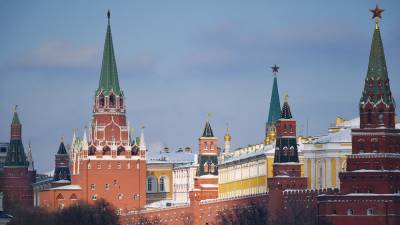 «Надеемся, что здравое видение ситуации возобладает»: в Кремле оценили сообщения о подготовке США и ЕС новых санкций