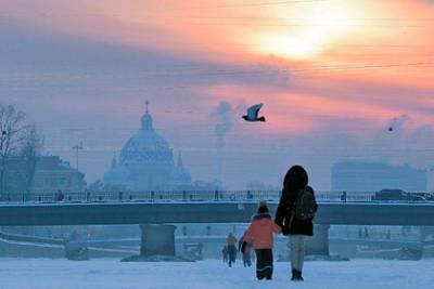 Санкт-Петербургу предсказали изменение цвета неба