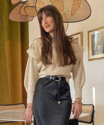 Где найти безупречную кожаную юбку, как у француженки Жюли Феррери?