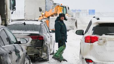 Снежный апокалипсис в Крыму: безумный день на трассе "Таврида" - ФОТО