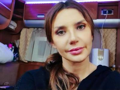 Санкции против жены Медведука ввели из-за завода, обеспечивающего нефтепродуктами "ДНР" и "ЛНР" – СМИ