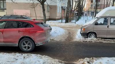 В Минске на улице Жудро девочка попала под колеса автомобиля