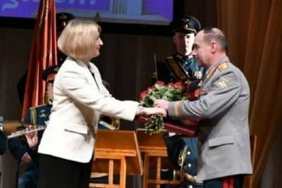 Коллектив военной академии в Серпухове поздравили с юбилеем