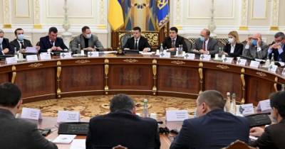 Все члены СНБО якобы поддержали введение санкций против Медведчука, - СМИ