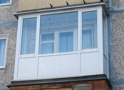 В Торжке мужчина выкинул с балкона своего пятилетнего сына
