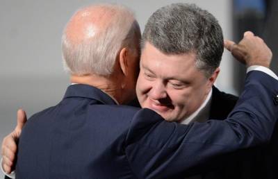 «С возвращением, Джо!»: Порошенко похвалил Байдена за понимание «коварной сущности Путина»