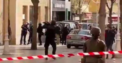 Французская полиция оцепила центр Тулона из-за коробки с отрезанной головой