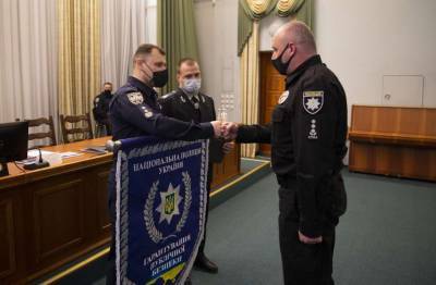 Лучшим полицейским подразделений превентивной деятельности вручены ведомственные награды