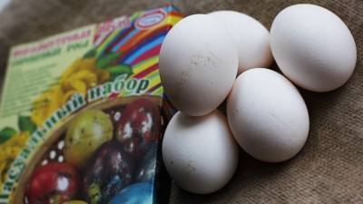 Портал Sohu объяснил разницу между куриными яйцами разного цвета