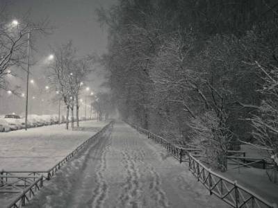 В Петербурге минус четыре и небольшой снег