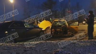 Пять машин столкнулись на Кутузовском проспекте в Москве, один человек погиб