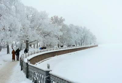 В Петербурге снежно и становится холоднее