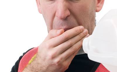 Врач: неприятный запах изо рта может быть признаком ряда заболеваний