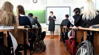 В Минпросвещения рассказали о ситуации с коронавирусом в школах России