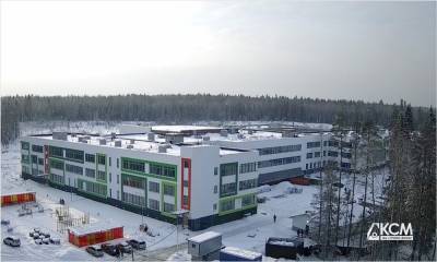 В Петрозаводске продолжается строительство новой школы. Свежие видео и фото