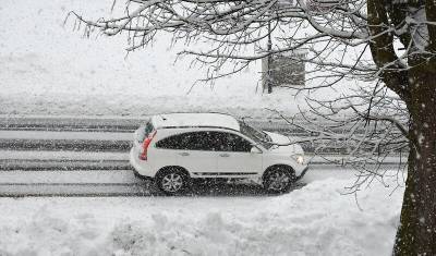 В Уфе ограничили въезд грузового транспорта из-за снегопада