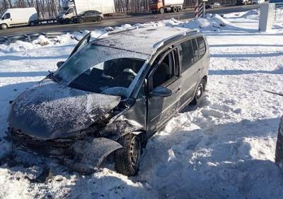 В аварии с грузовиком в Рязанском районе пострадали два человека