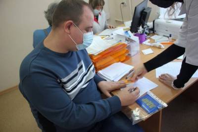 Депутаты Рязанской гордумы сделали прививку от коронавируса - 7info.ru - Рязань