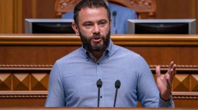 Разумков объявил об исключении Дубинского из фракции «Слуга народа»