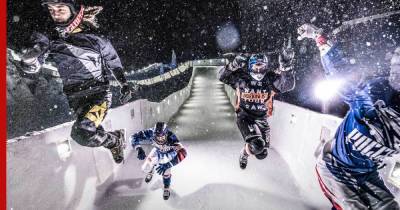 В "Игоре" прошел этап ЧМ по скоростному спуску на коньках Red Bull Ice Cross 2021
