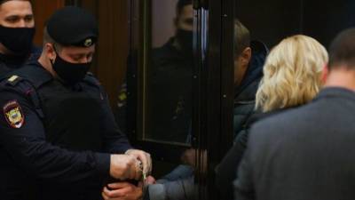 Песков предостерег иностранных дипломатов от вмешательства в дело Навального