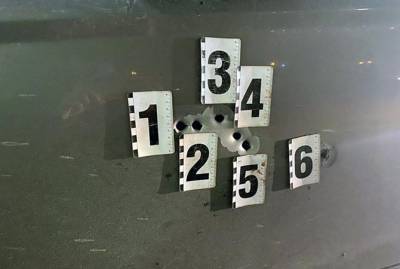 В Киеве спецназ ловил стрелков, выпустивших шесть пуль в машину