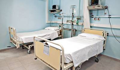 В больницах освободились треть коек, выделенных для больных коронавирусом