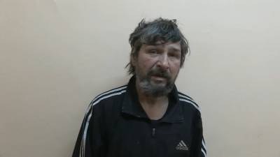 "Я замерзал": бездомный осквернил могилы в Екатеринбурге, чтобы согреться