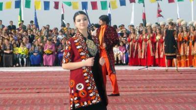 Туркменистан предлагает внести в список ЮНЕСКО искусство вышивки