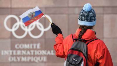 Лыжные сборные России будут выступать на турнирах под "Катюшу" вместо гимна страны