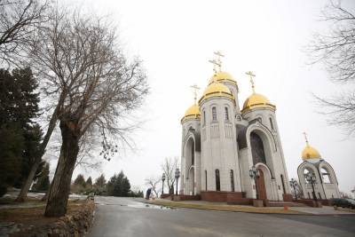 Волгоградцы в храме Всех Святых почтили память защитников Сталинграда