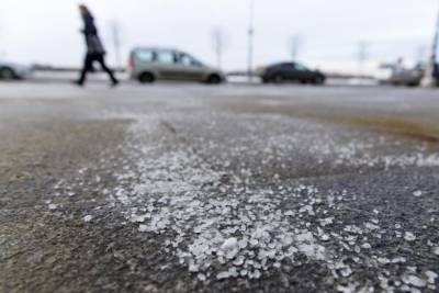 Штраф за использование технической соли на тротуарах Германии может составить до 10.000 евро