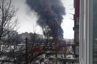 Масштабный пожар в торговом центре «Эпицентр» в Первомайске. ВИДЕО