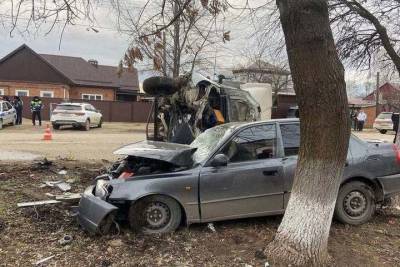 В Усть-Лабинске нетрезвый водитель врезался во встречную иномарку
