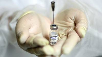 Журнал Lancet опубликовал итоги испытаний вакцины «Спутник V»