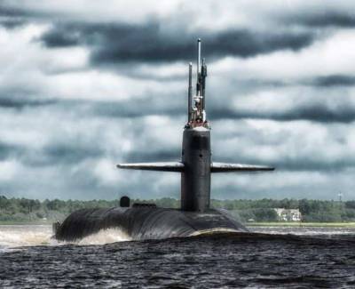 Подводные лодки США оснастят лазерным вооружением