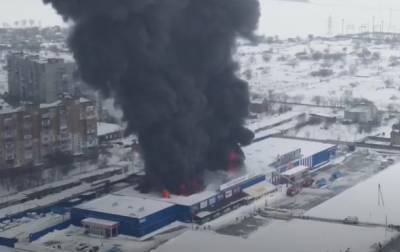 Пожар в ТЦ Первомайска показали с высоты полета