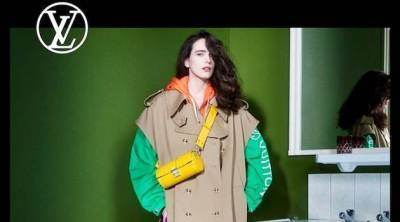 Оверсайз-ветровки, резиновые шлепанцы и «витаминные» цвета в коллекции Louis Vuitton Pre-Fall 2021