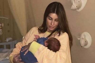 Кети Топурия - Лев Деньгов - Кети Топурия показала невероятно милое видео с дочкой и новорожденным сыном - skuke.net