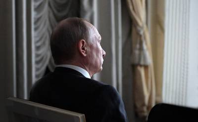 Путин поддержал идею фильма о выдающихся педагогах страны
