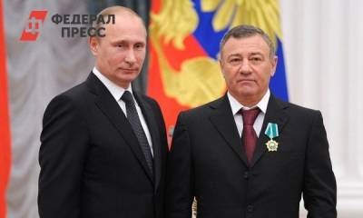 Кем владелец дворца под Геленджиком Аркадий Ротенберг приходится Путину