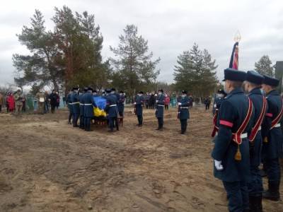 На Луганщине похоронили военного, погибшего от пули вражеского снайпера