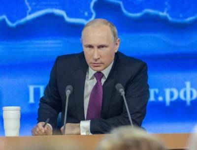 Путин: «Информационные платформы все больше начинают управлять сознанием людей»