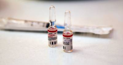 Lancet опубликовал результаты третьей фазы исследований вакцины "Спутник V"