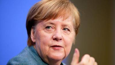 Новое обещание Меркель: «Все желающие смогут пройти вакцинацию до конца лета».
