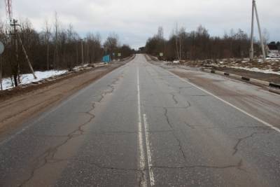 Более 19 км дороги Великие Луки - Усвяты отремонтируют в этом году