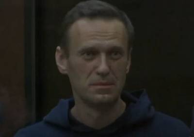 Навальный осужден на 3,5 года лишения свободы