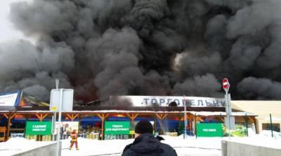 Спасатели потушили пожар в «Эпицентре»