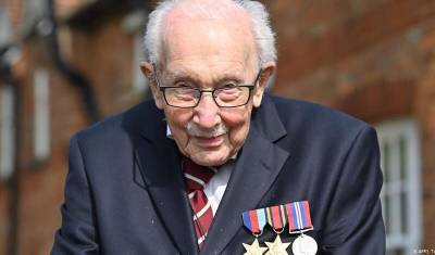 Скончался 100-летний британский ветеран, собравший 32 миллиона фунтов для врачей