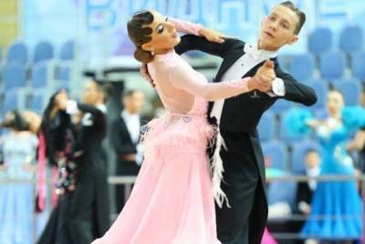 Танцоры Серпухова привезли с соревнований коллекцию наград